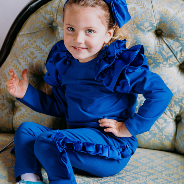 dettaglio pantalone bluette con balza laterale da bambina fino a 5 anni