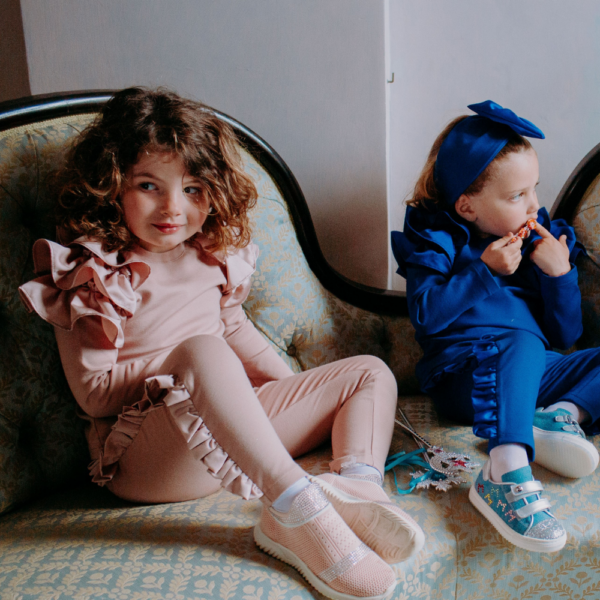 completino maglia e pantalone da bambina rosa