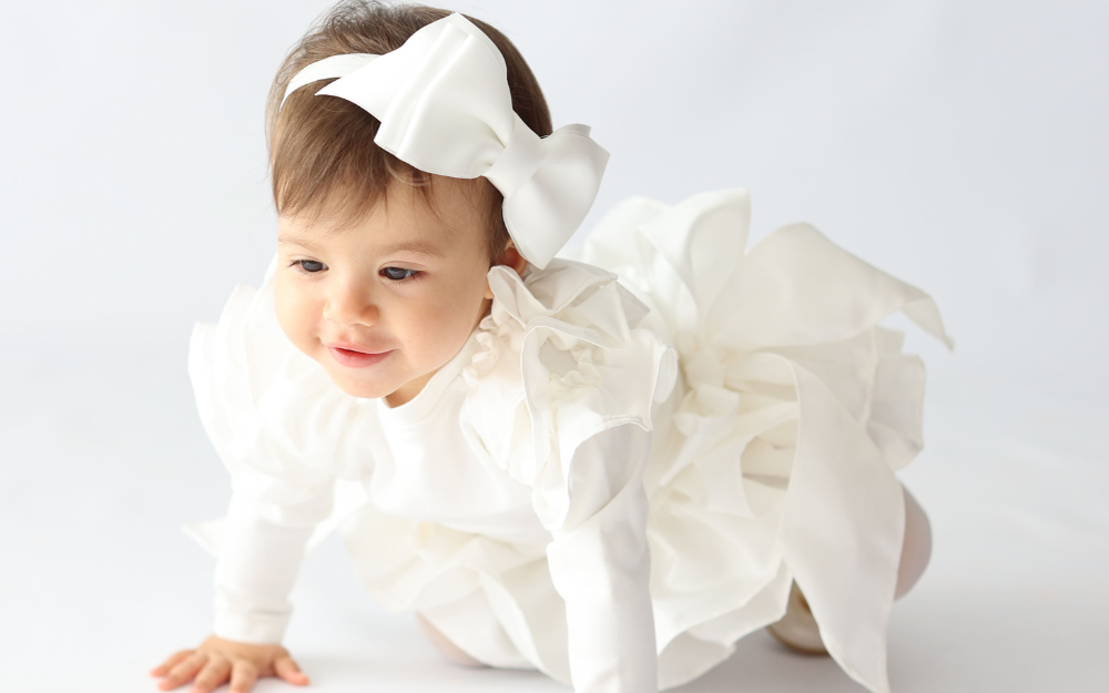 maglia in calda viscosa da bambina con manica arricciata